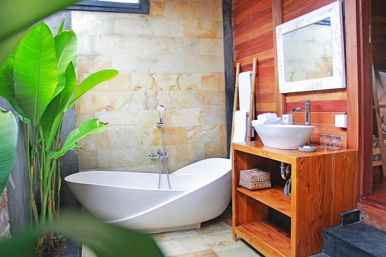 Romantic Deluxe 0Ne-Bedroom Wooden Villa 3 Ubud Exterior foto
