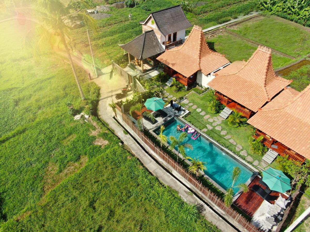 Romantic Deluxe 0Ne-Bedroom Wooden Villa 3 Ubud Exterior foto
