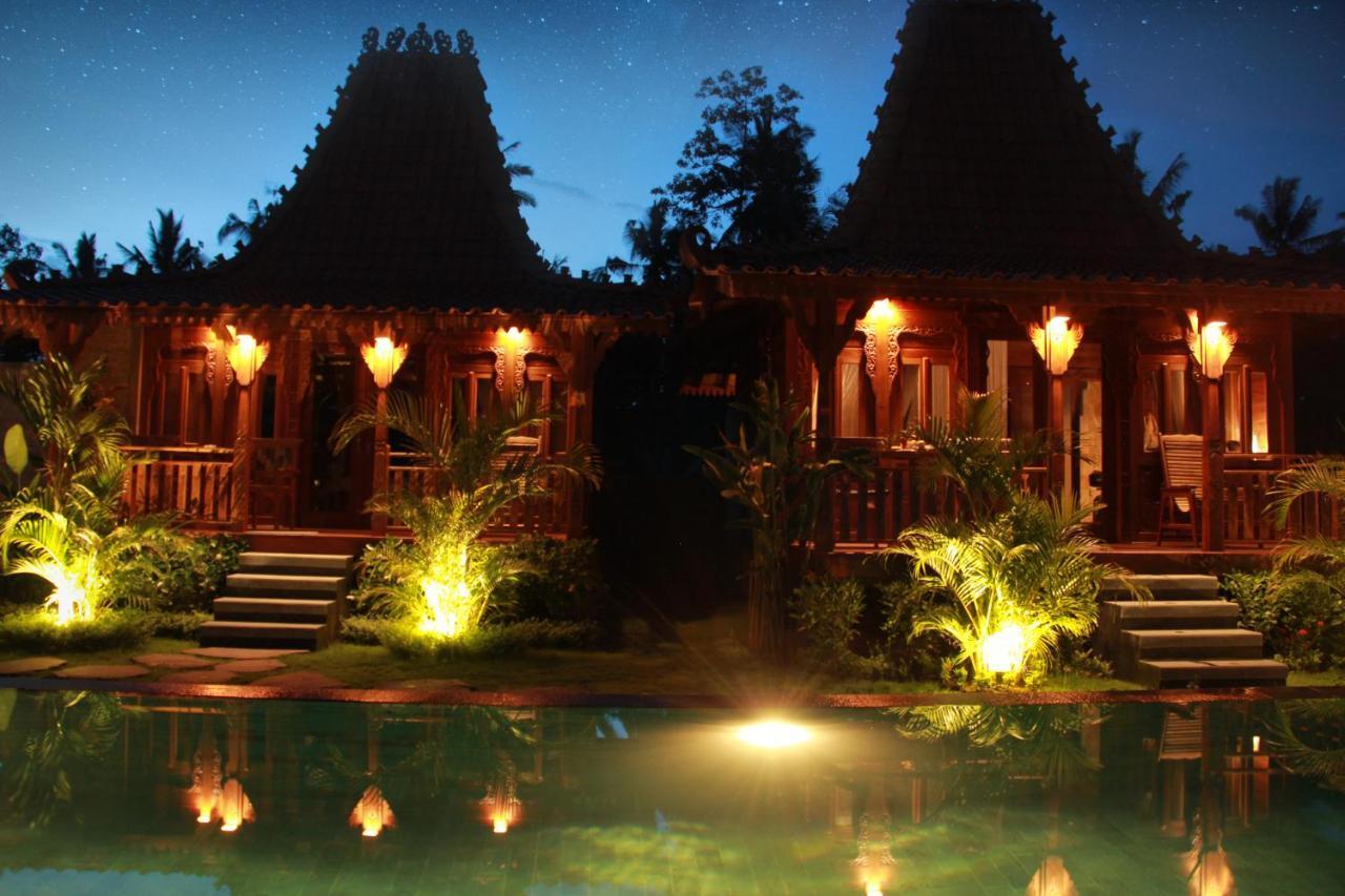 Romantic Deluxe 0Ne-Bedroom Wooden Villa 3 Ubud Exterior foto