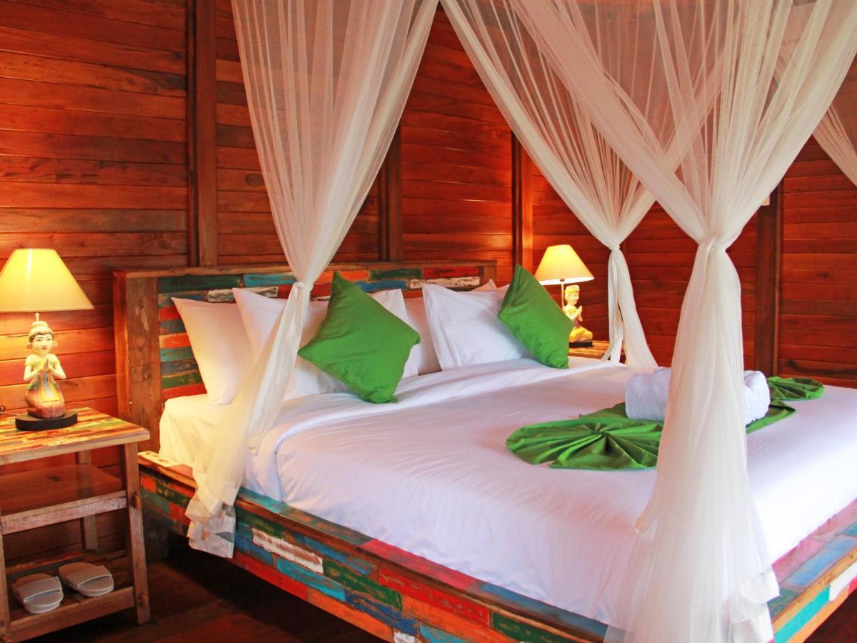 Romantic Deluxe 0Ne-Bedroom Wooden Villa 3 Ubud Exterior foto